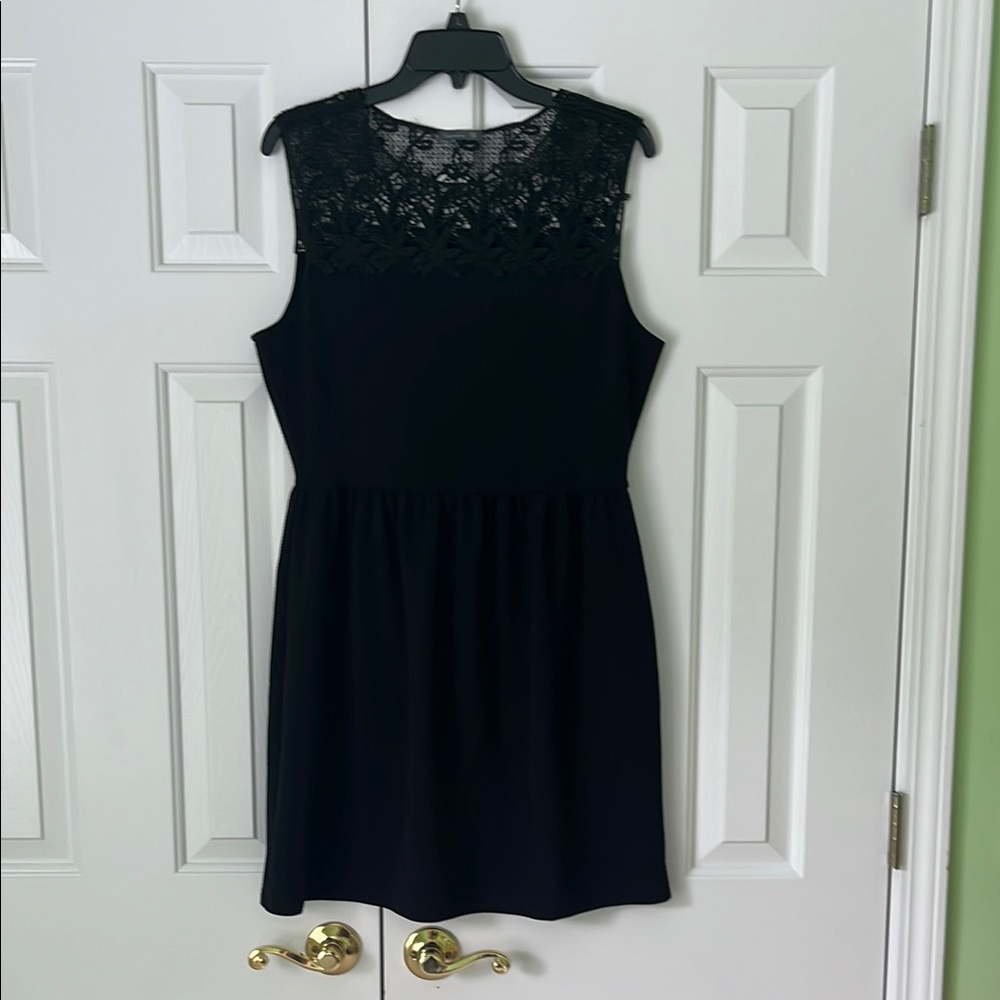 Soprano Black Sheath Cocktail Mini Dress